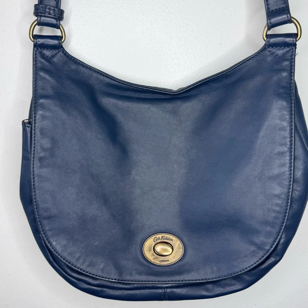 Cath Kidston Blue Leather Handbag W Floral Fabric Lining Cross Shoulder Handbag